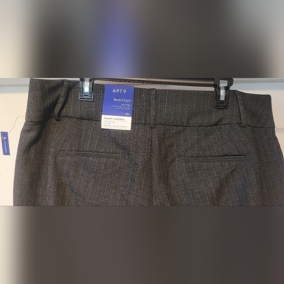 NWT $50 Women's Apt. 9 Mid Rise Boot Cut Tummy Control Dark Gray Black Pants NEW - Picture 6 of 11